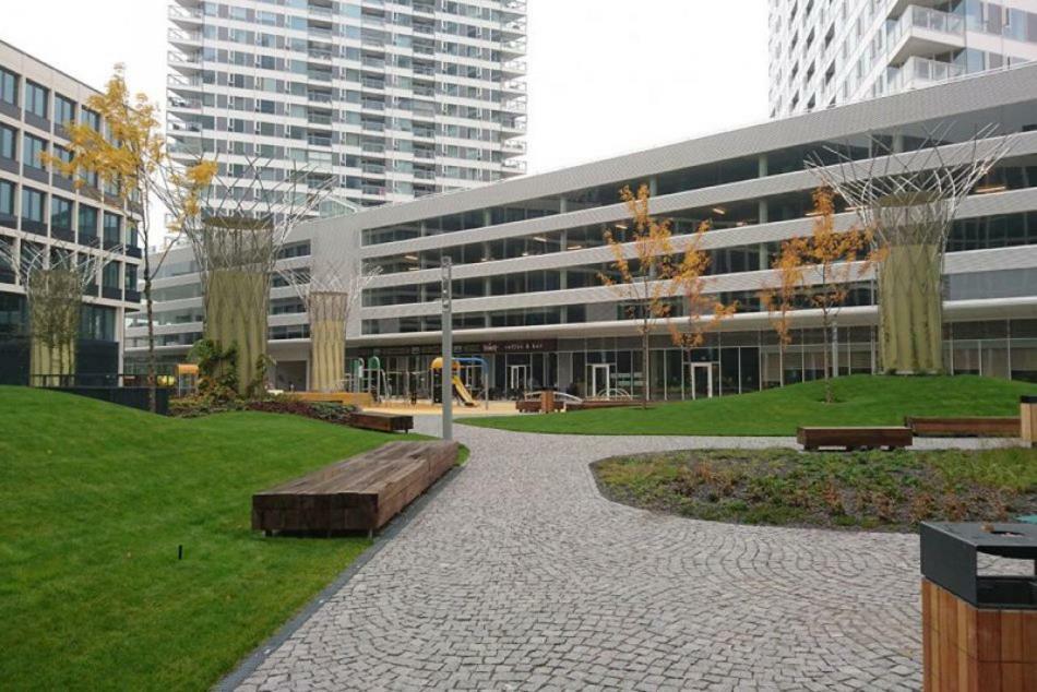 Panorama City Apartment With Free Parking Братислава Екстер'єр фото